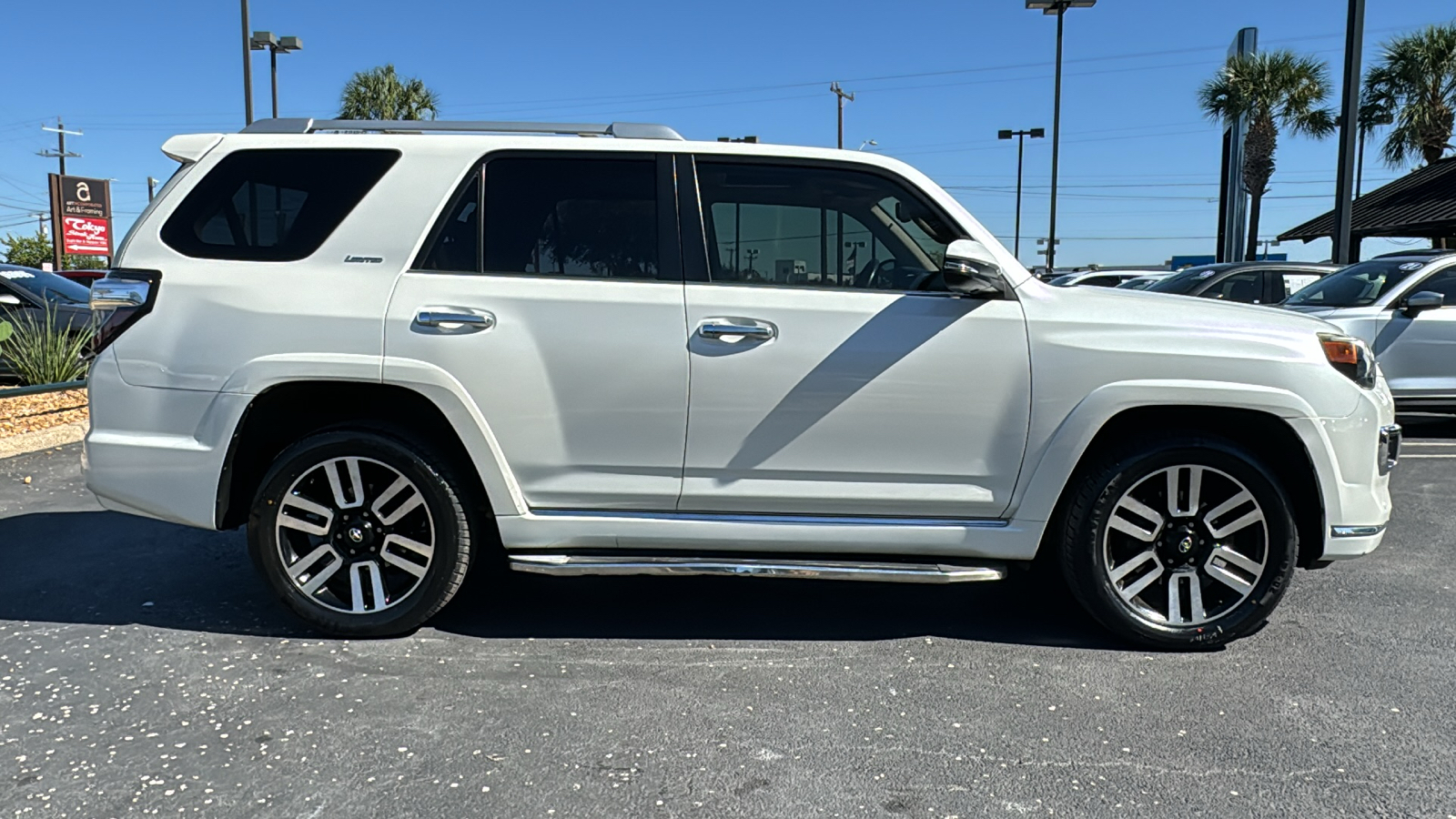 2014 Toyota 4Runner Limited 9