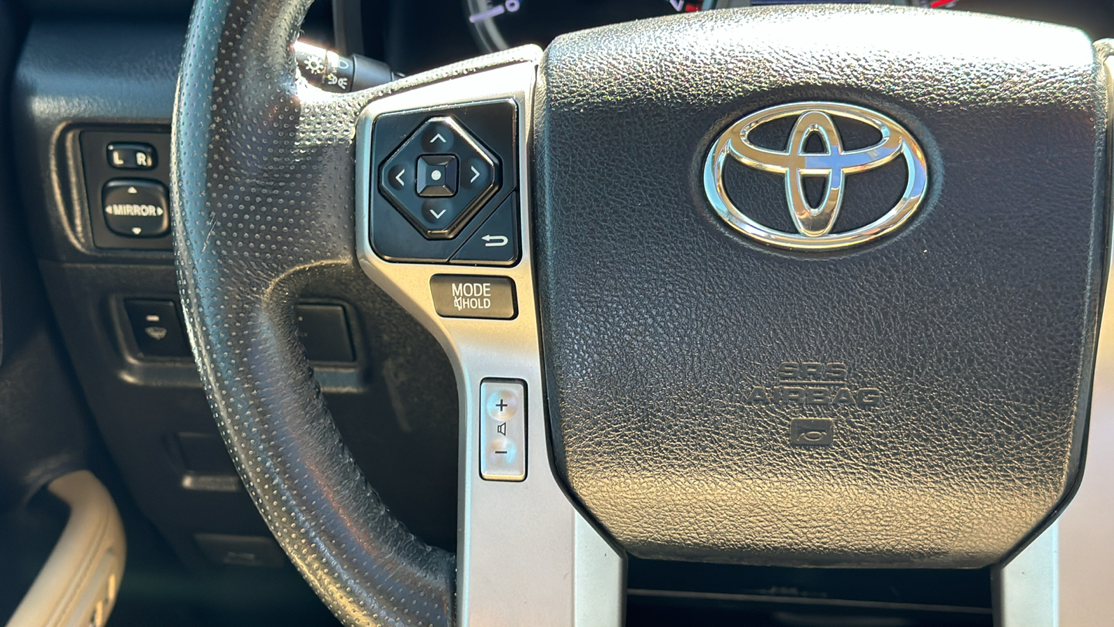 2014 Toyota 4Runner Limited 31