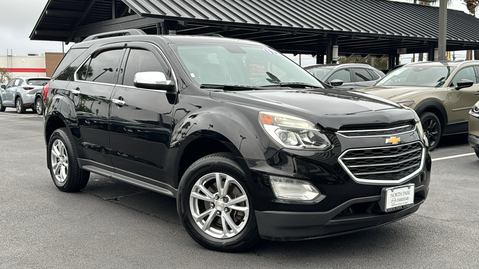 2017 Chevrolet Equinox LT 2