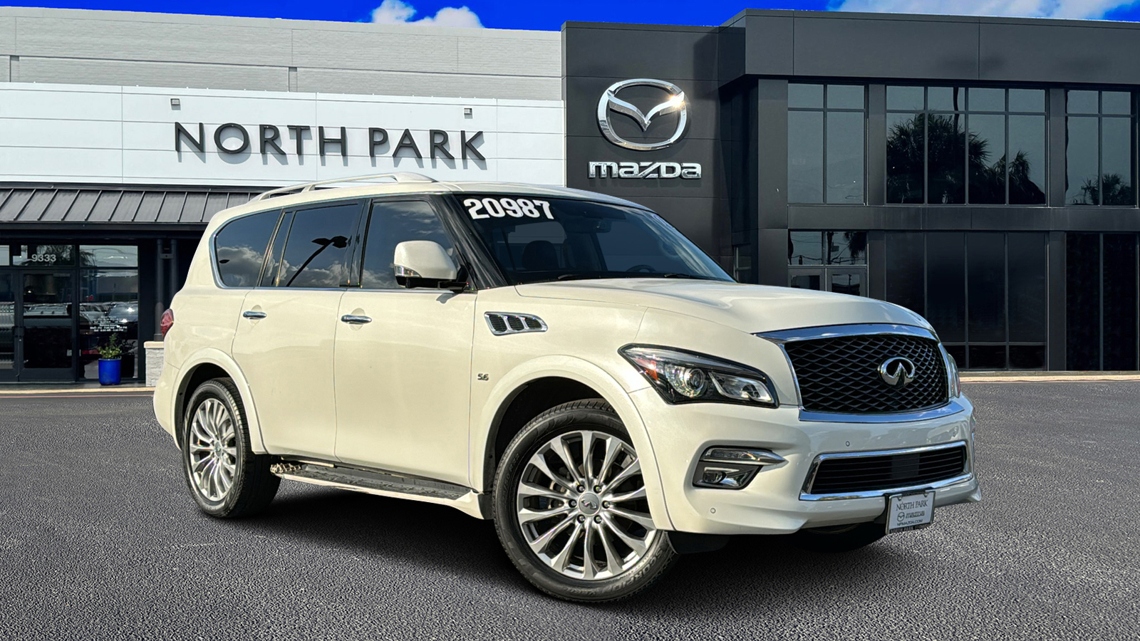 2016 INFINITI QX80 Base 1