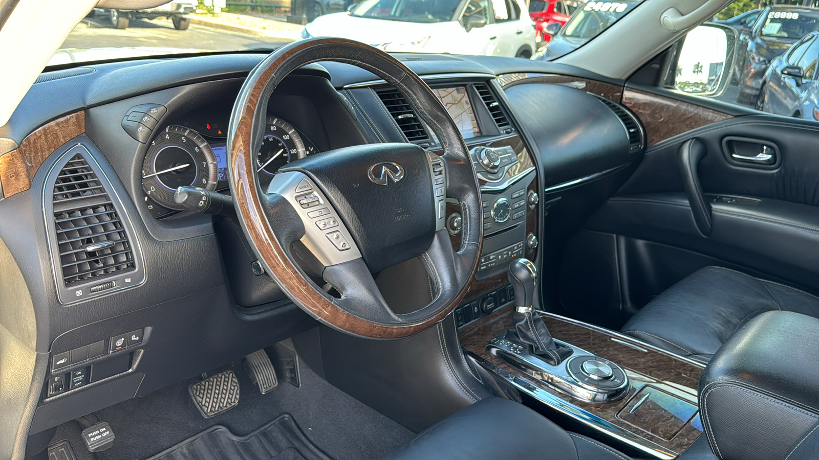 2016 INFINITI QX80 Base 12