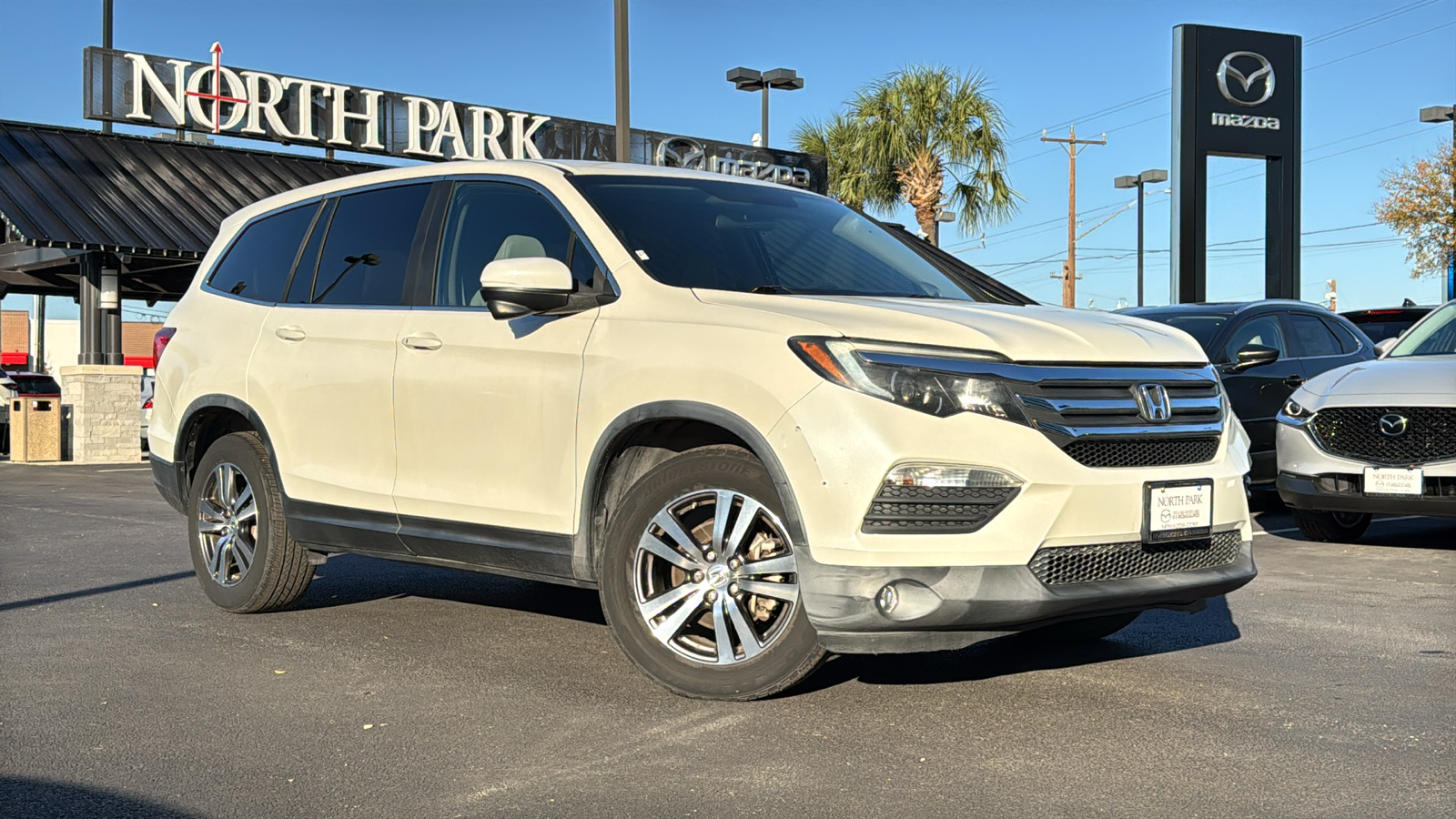 2017 Honda Pilot EX 2