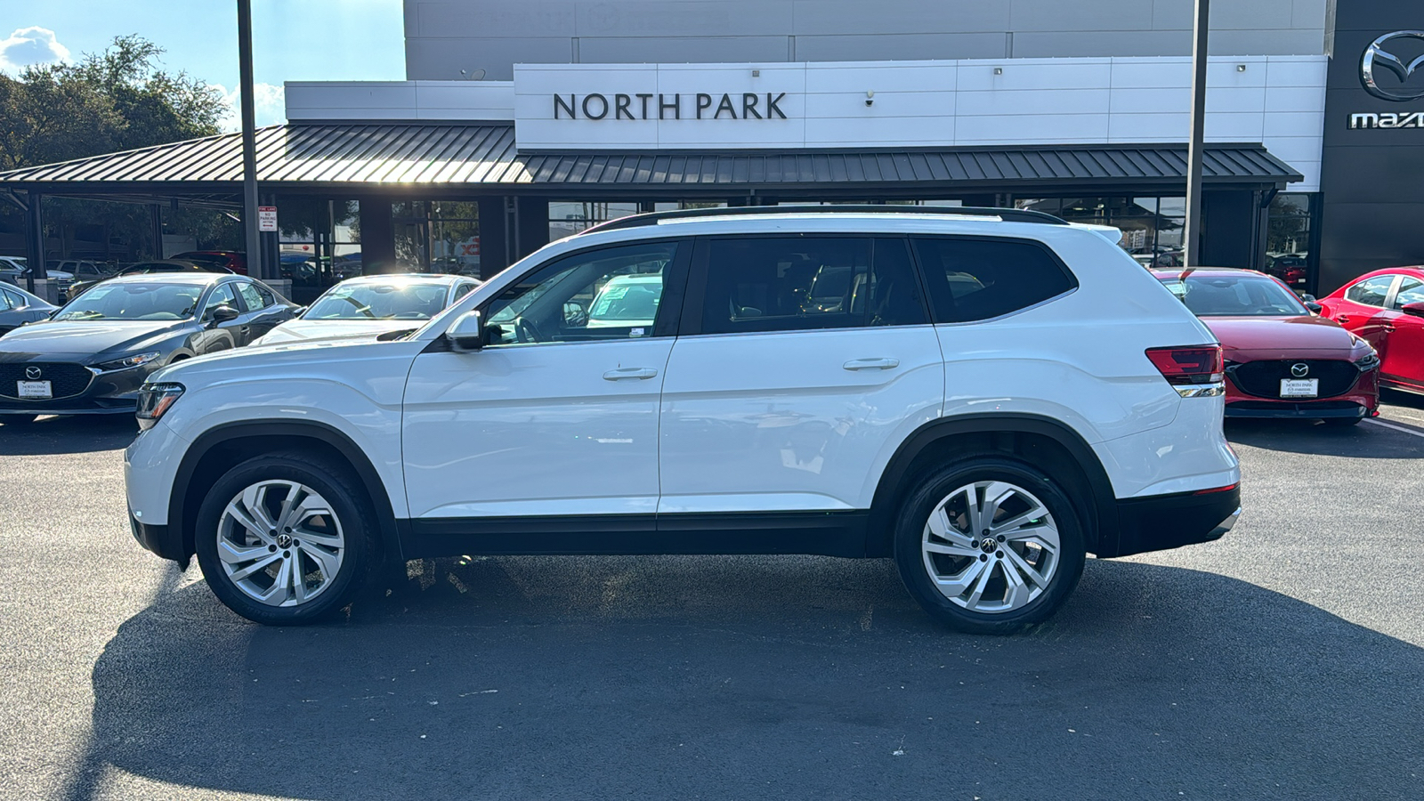 2022 Volkswagen Atlas 3.6L V6 SE w/Technology 5