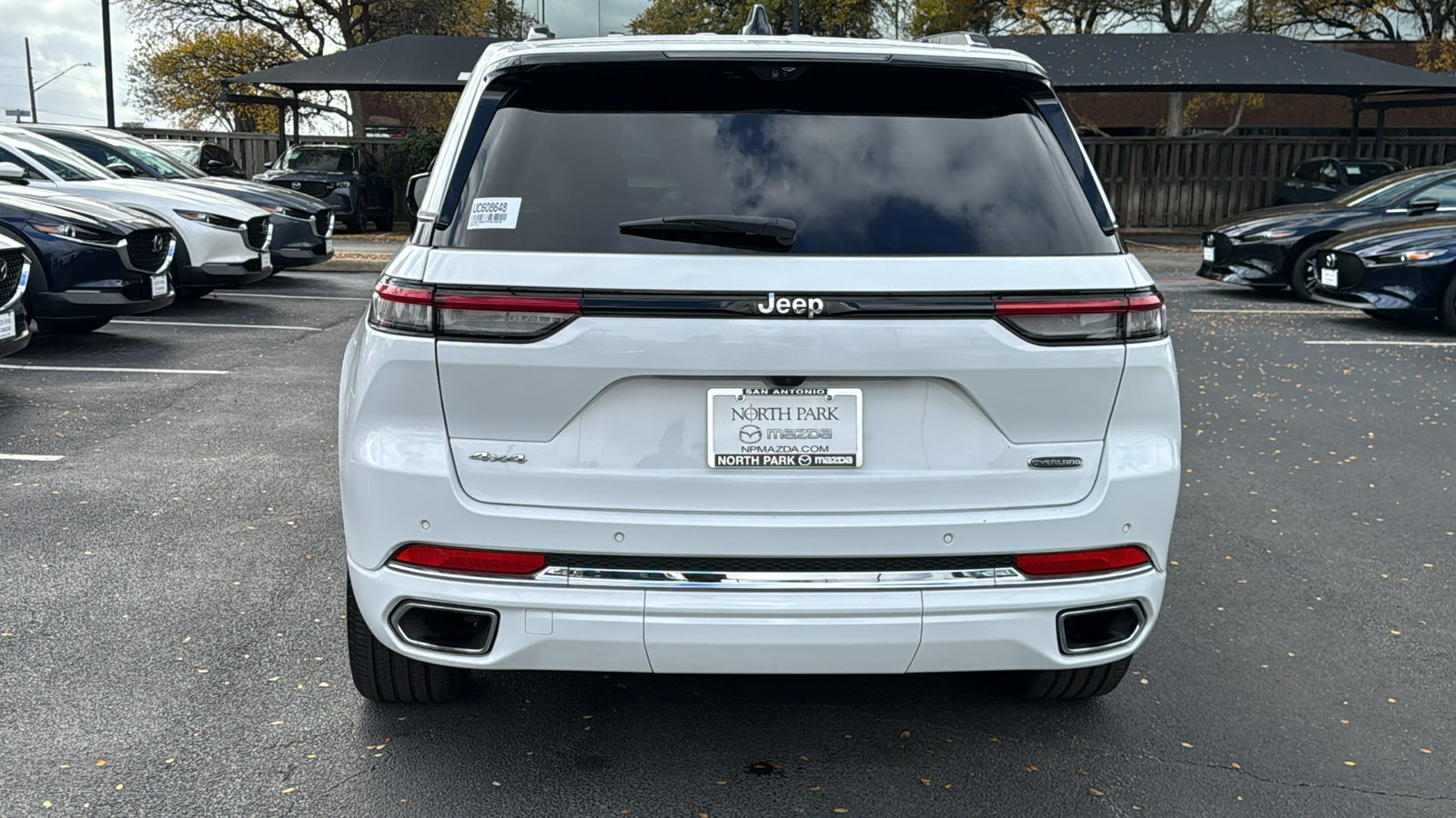 2023 Jeep Grand Cherokee Overland 6