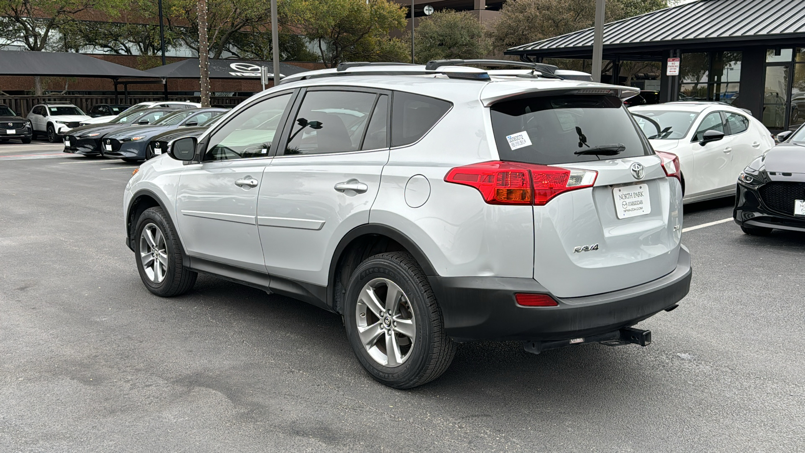 2015 Toyota RAV4 XLE 6