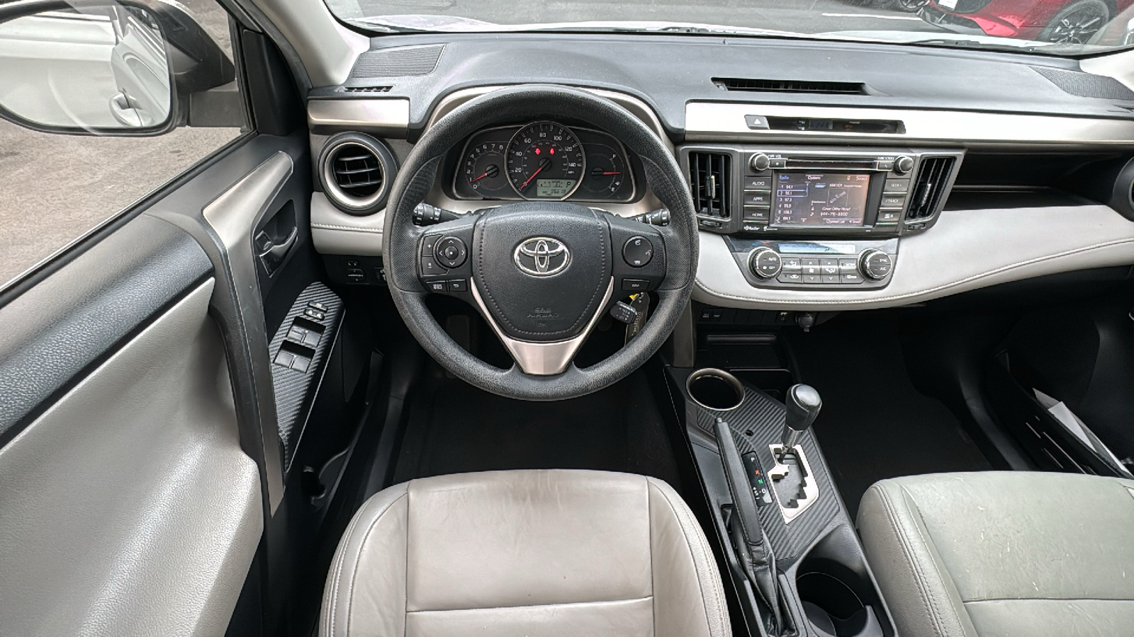 2015 Toyota RAV4 XLE 19