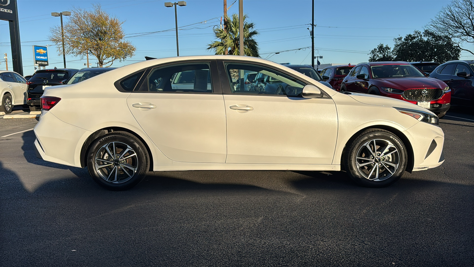 2022 Kia Forte LXS 9