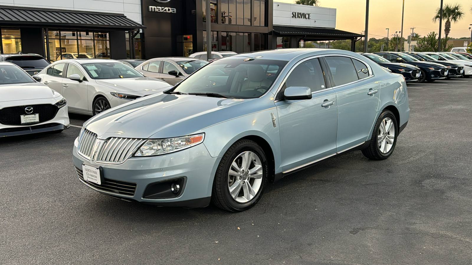 2009 Lincoln MKS Base 4