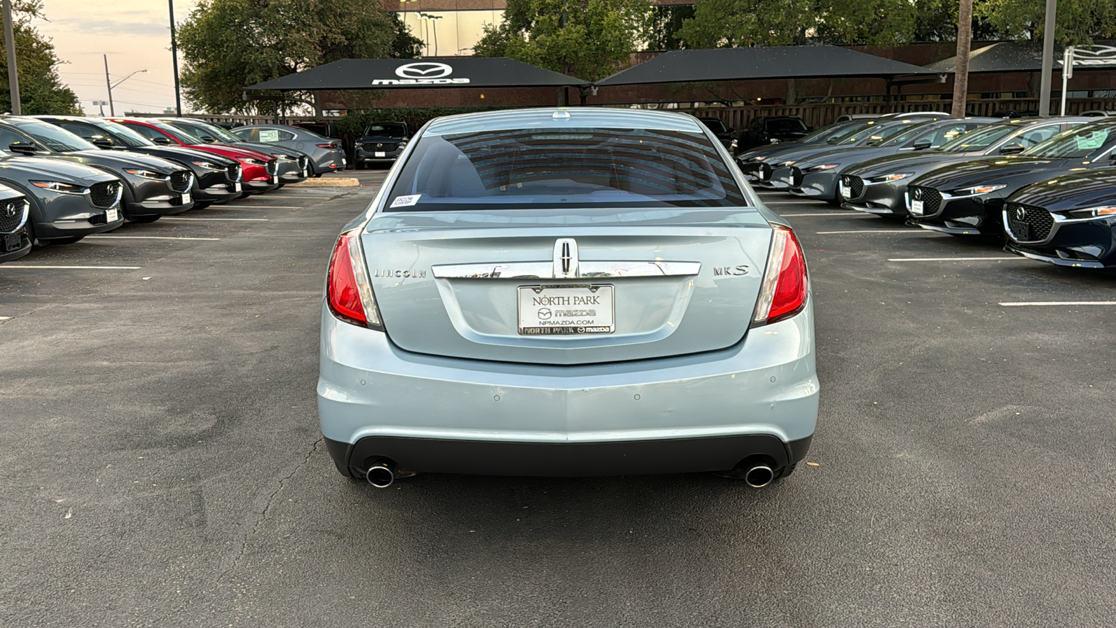 2009 Lincoln MKS Base 7