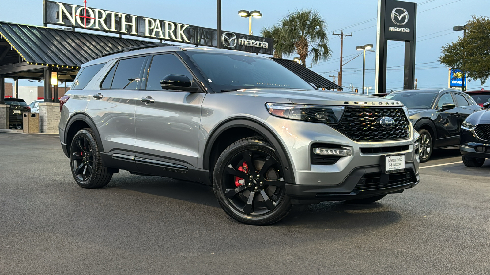 2022 Ford Explorer ST 2