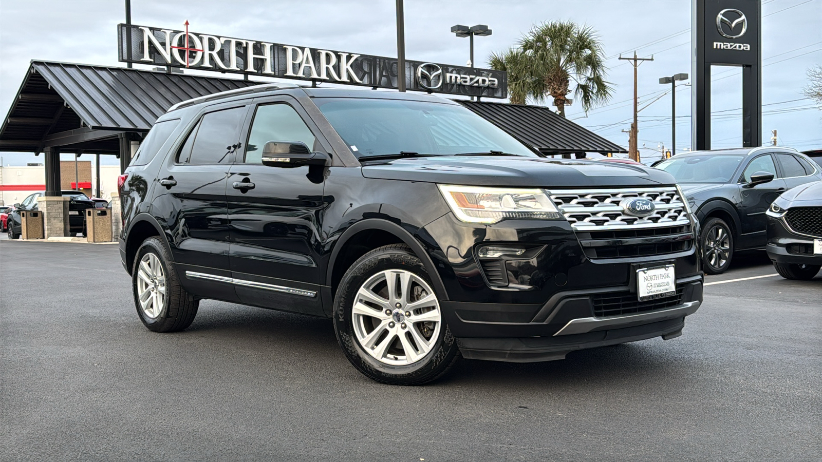 2018 Ford Explorer XLT 2