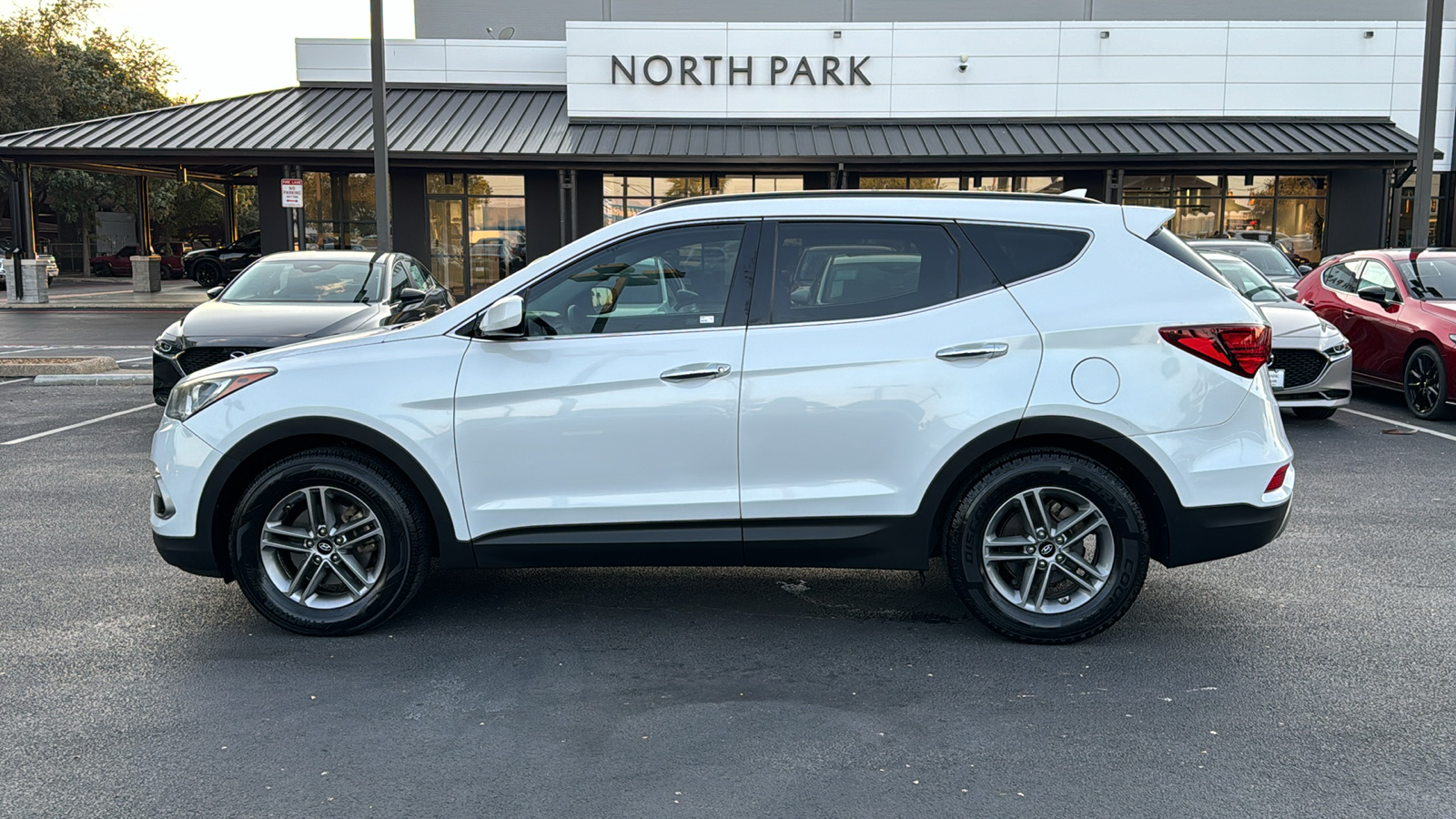 2017 Hyundai Santa Fe Sport 2.4 Base 5