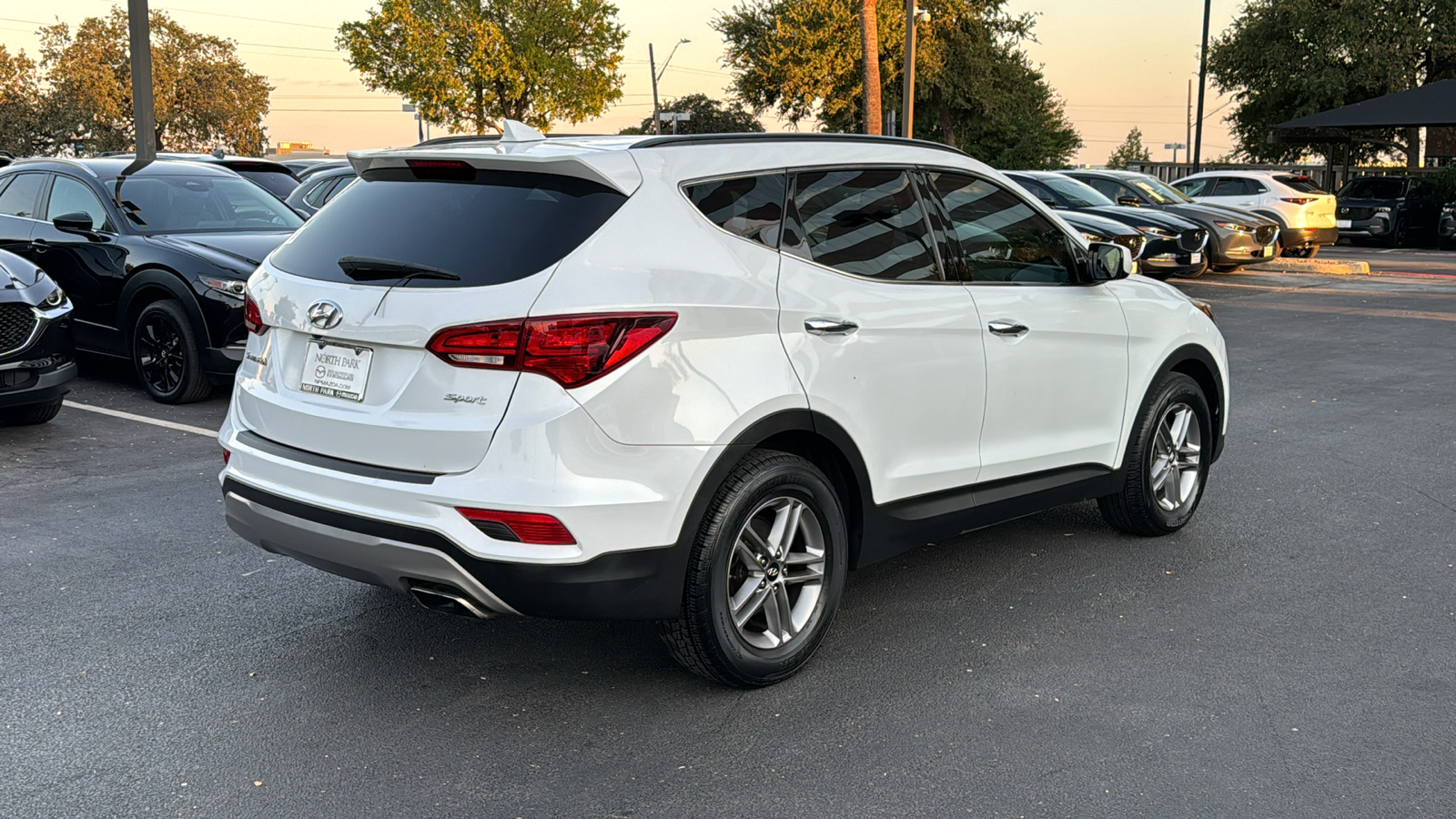 2017 Hyundai Santa Fe Sport 2.4 Base 8