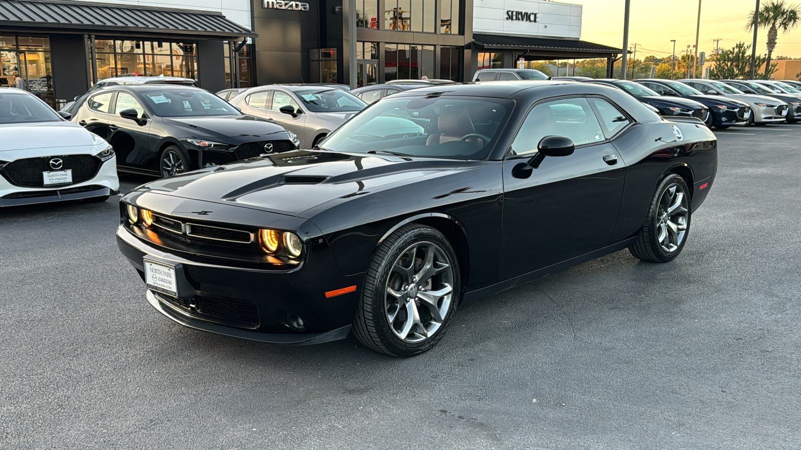 2016 Dodge Challenger SXT 4