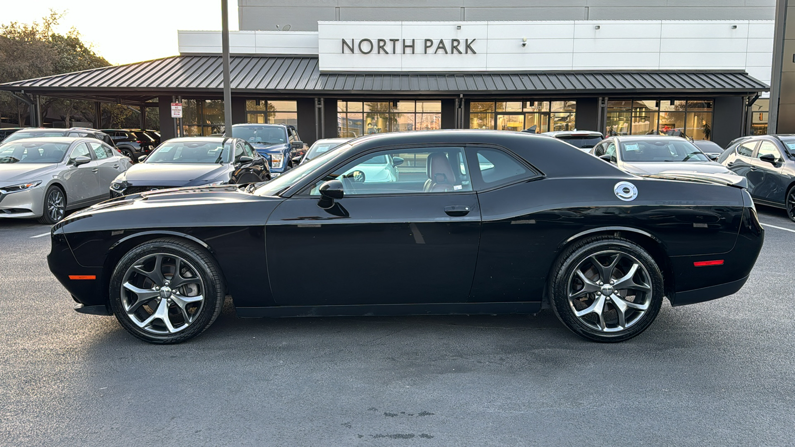 2016 Dodge Challenger SXT 5