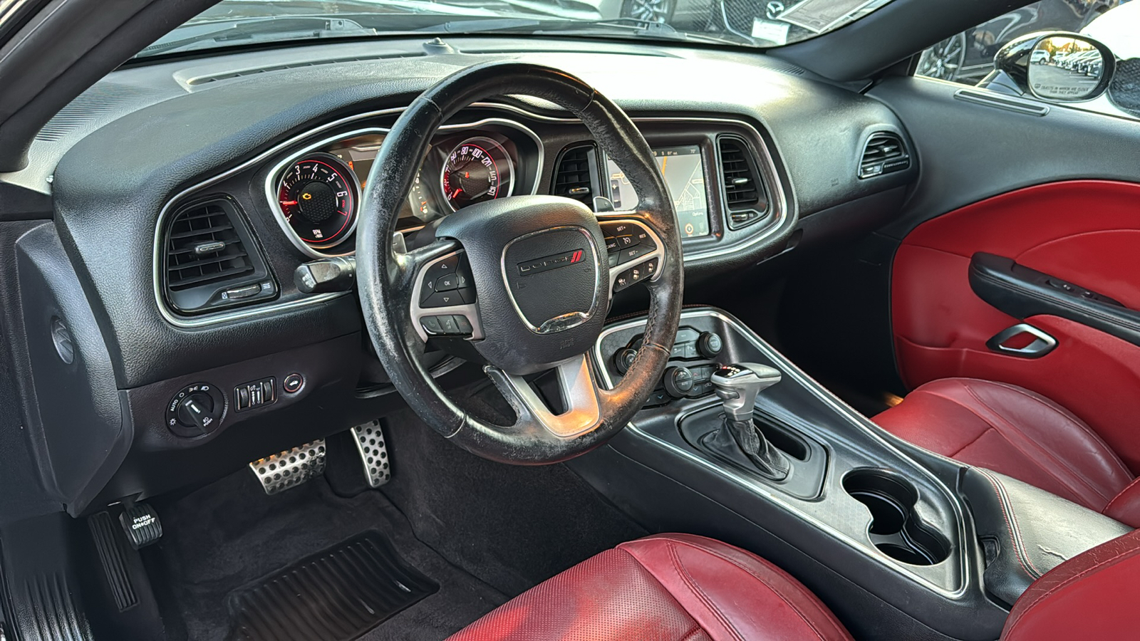 2016 Dodge Challenger SXT 12