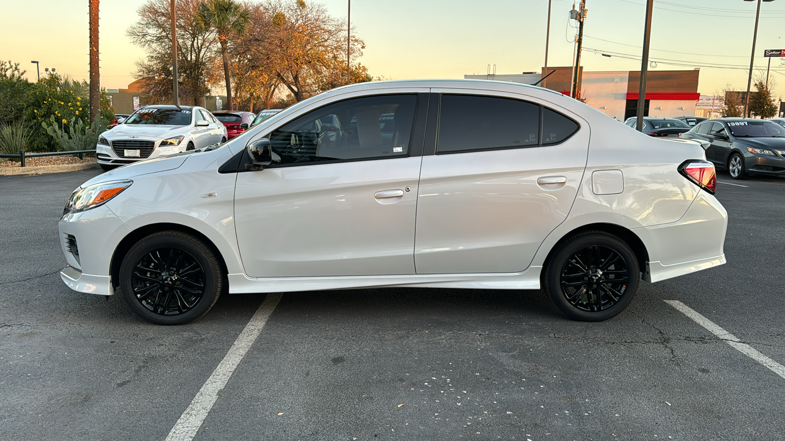 2024 Mitsubishi Mirage G4 Black Edition 5