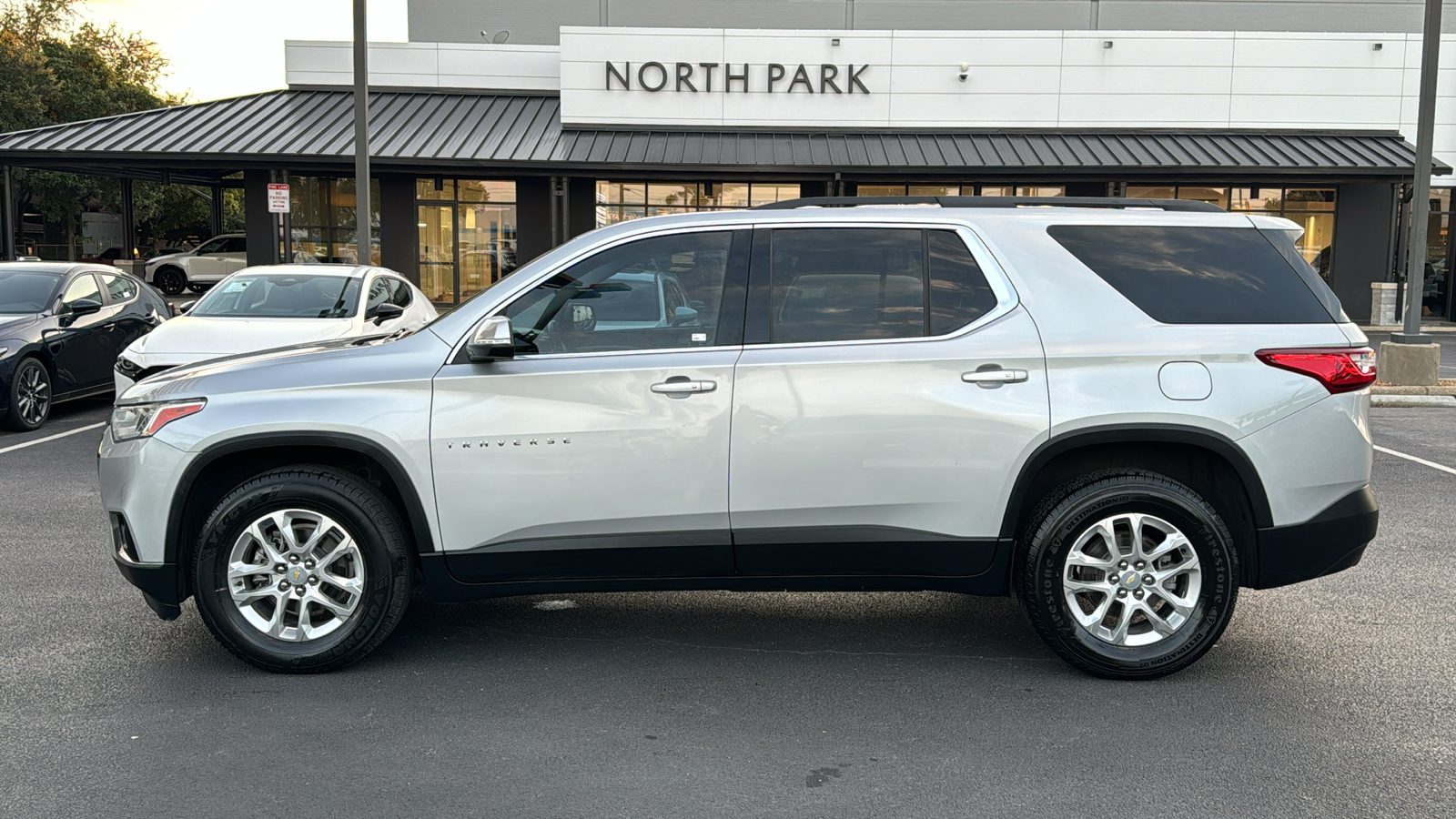 2021 Chevrolet Traverse LT 5