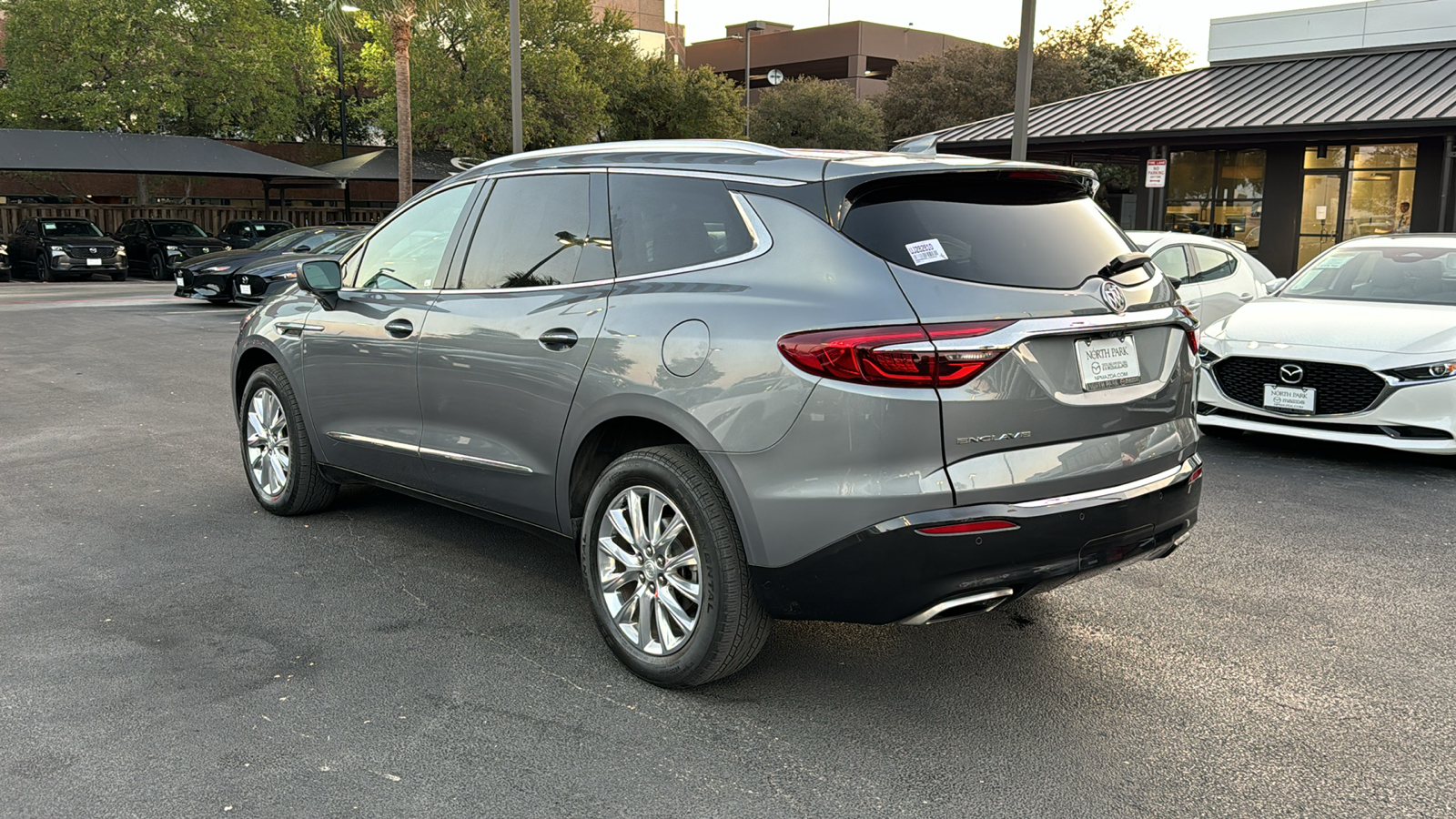 2020 Buick Enclave Essence 5