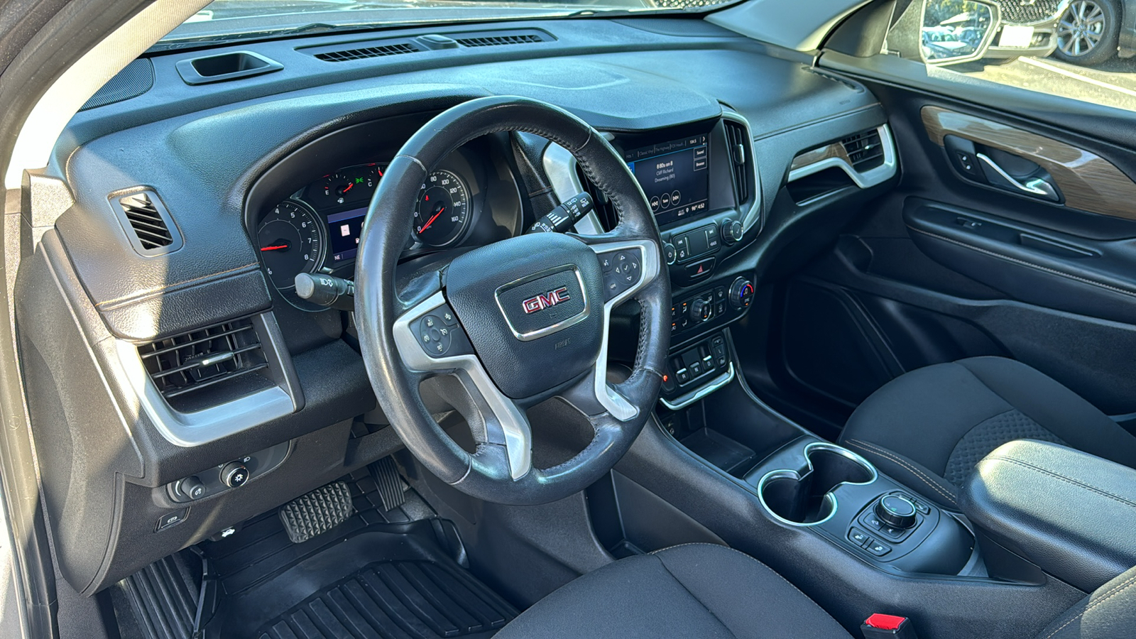 2020 GMC Terrain SLE 12