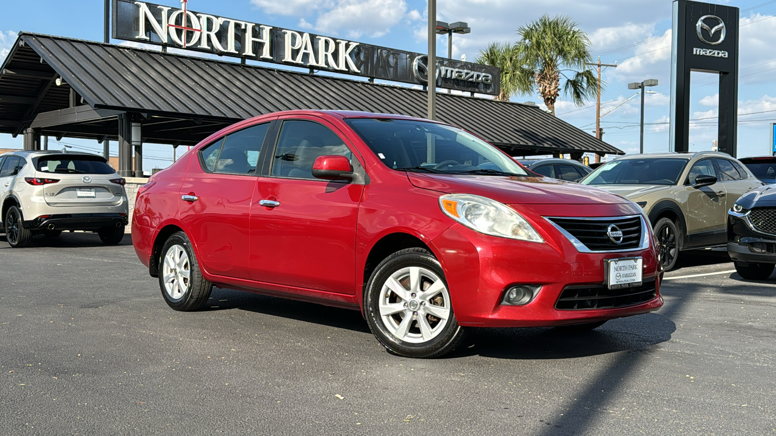 2012 Nissan Versa 1.6 SL 2