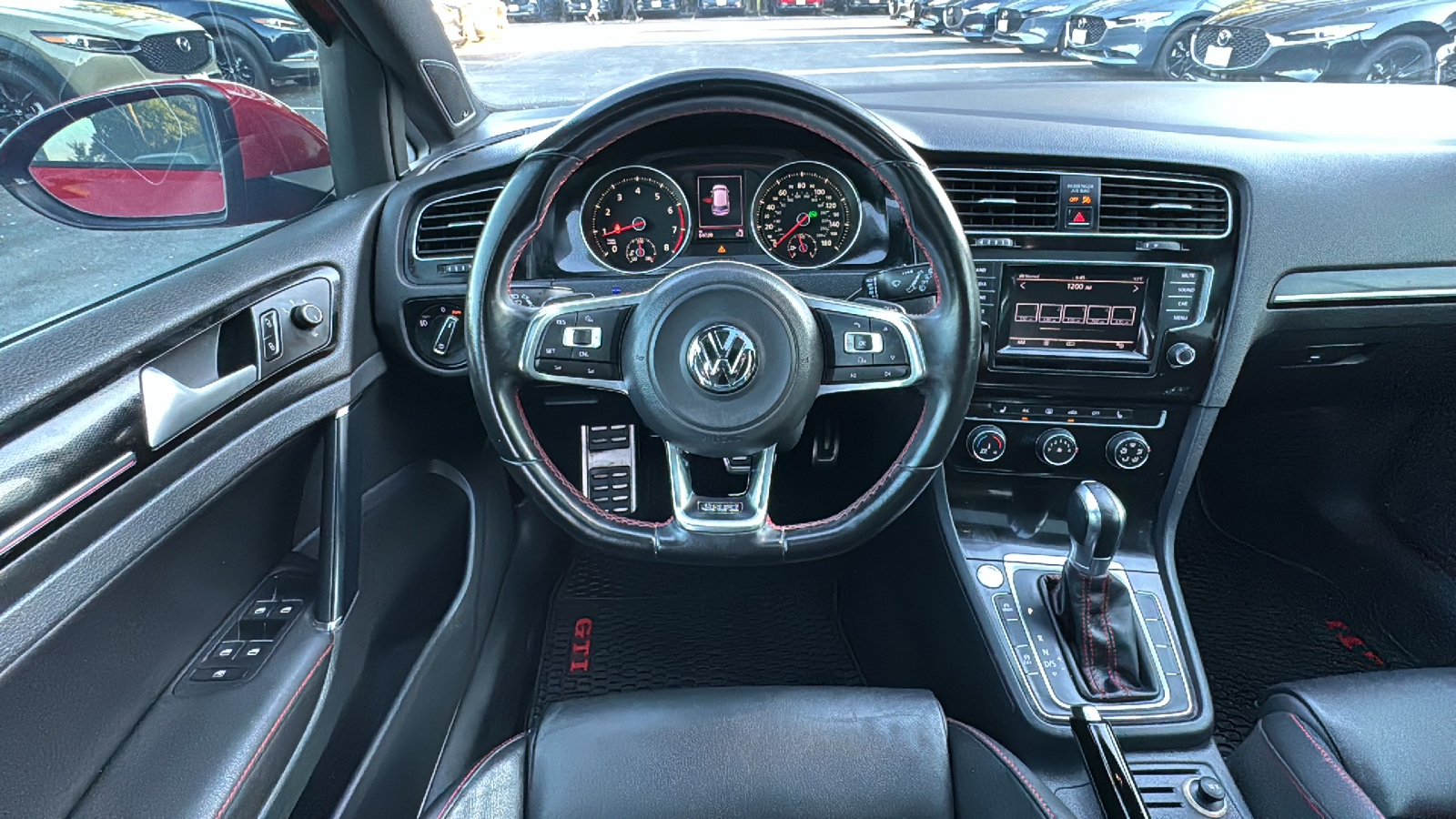 2015 Volkswagen Golf GTI 2.0T SE 19