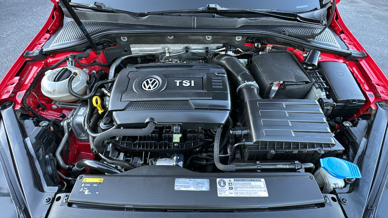 2015 Volkswagen Golf GTI 2.0T SE 38