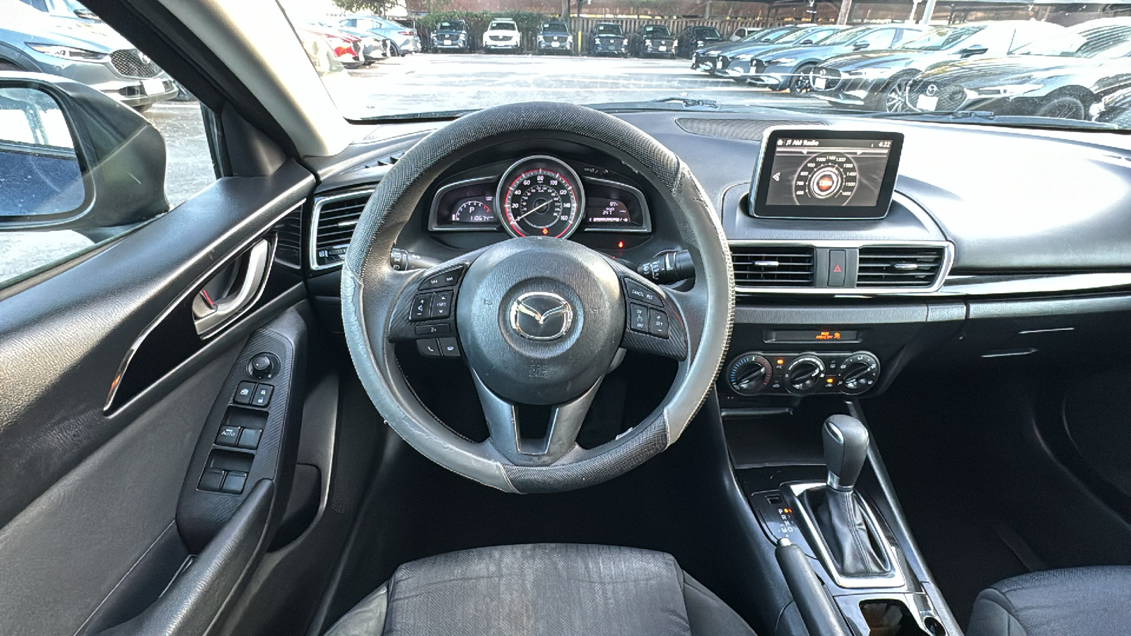 2015 Mazda Mazda3 i Sport 19