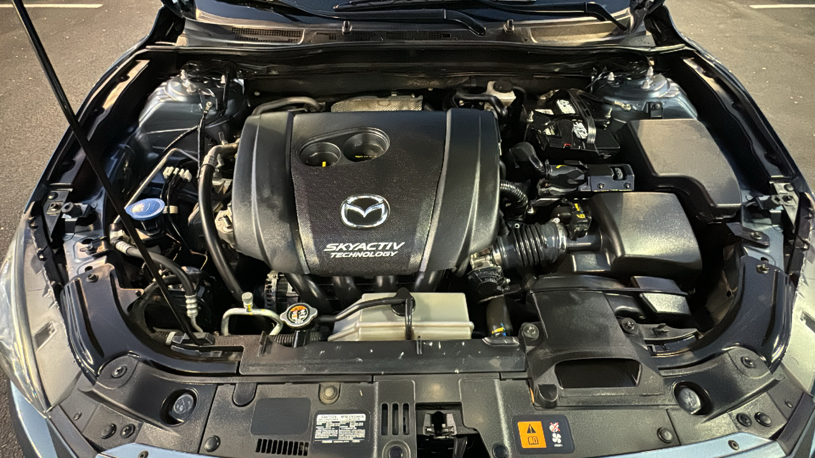 2016 Mazda Mazda3 i Sport 39