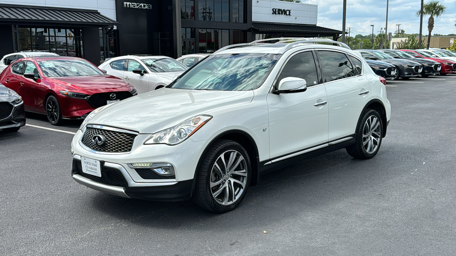 2017 INFINITI QX50 Base 4