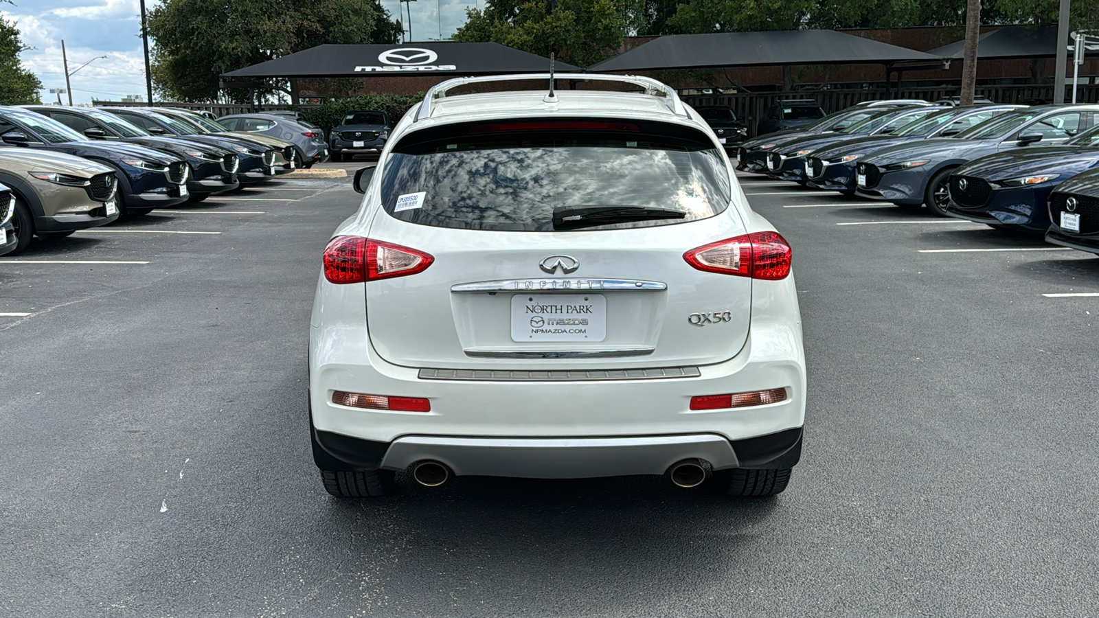 2017 INFINITI QX50 Base 7