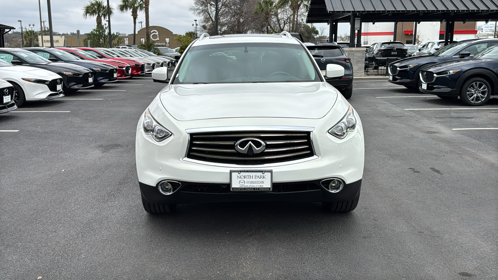 2014 INFINITI QX70 Base 3