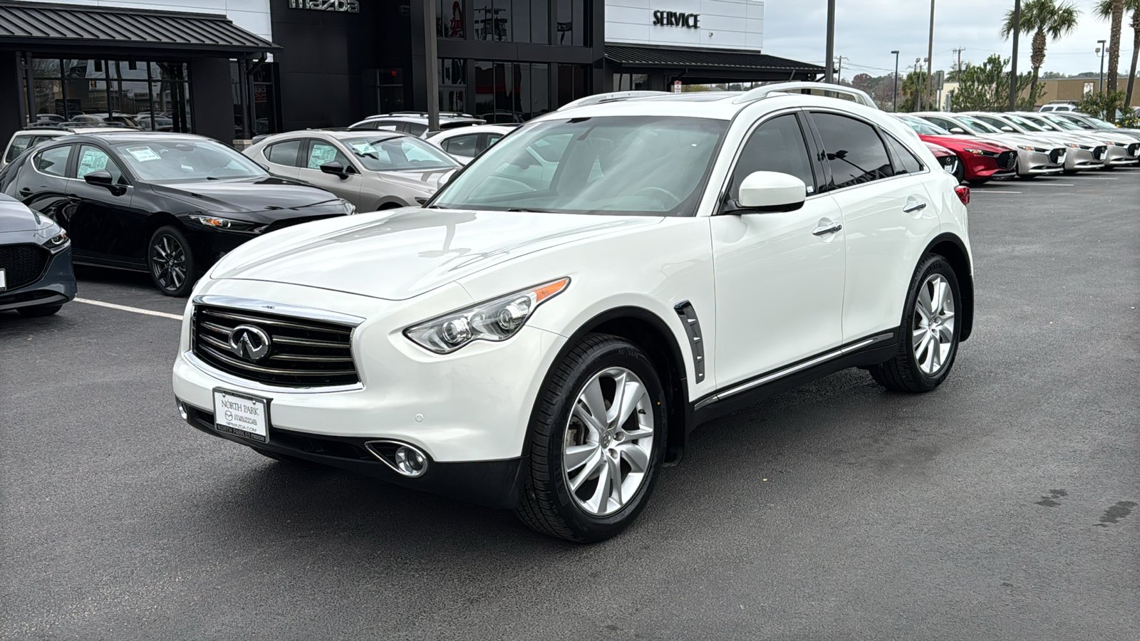 2014 INFINITI QX70 Base 4