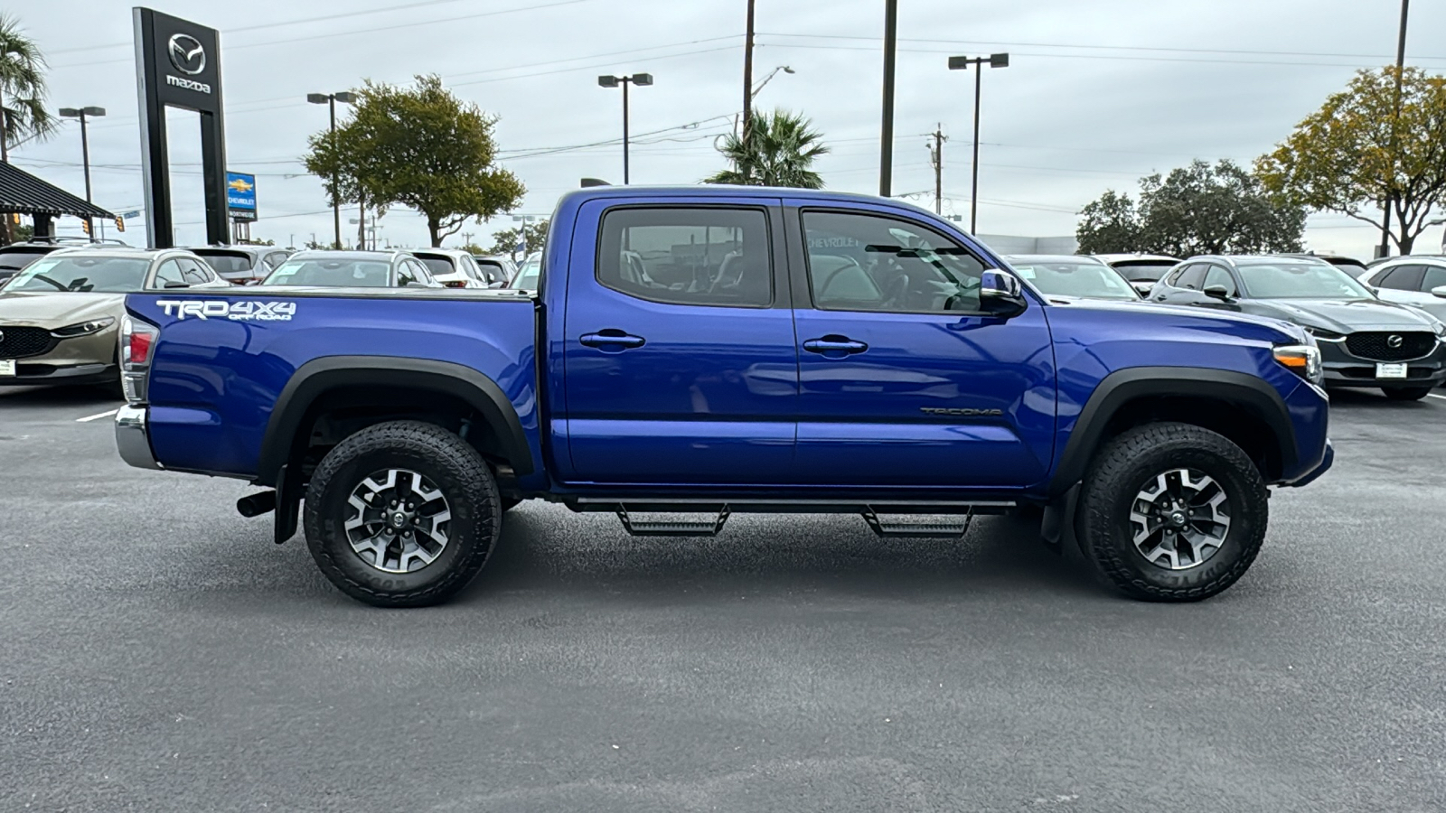 2022 Toyota Tacoma TRD Off-Road 10