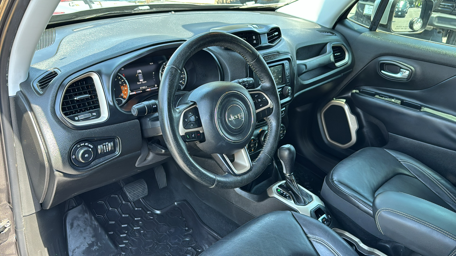 2016 Jeep Renegade Limited 12