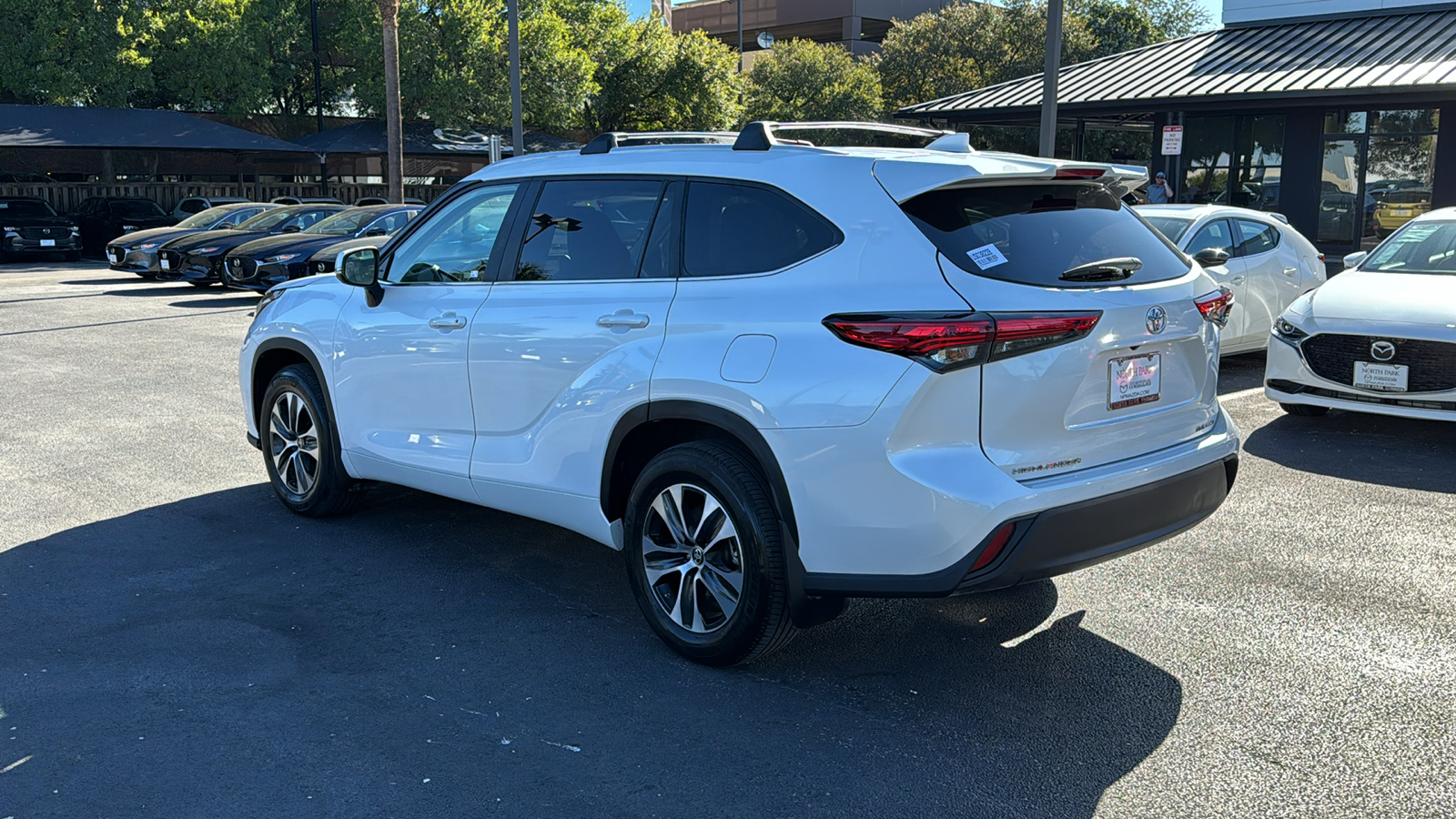 2023 Toyota Highlander XLE 6