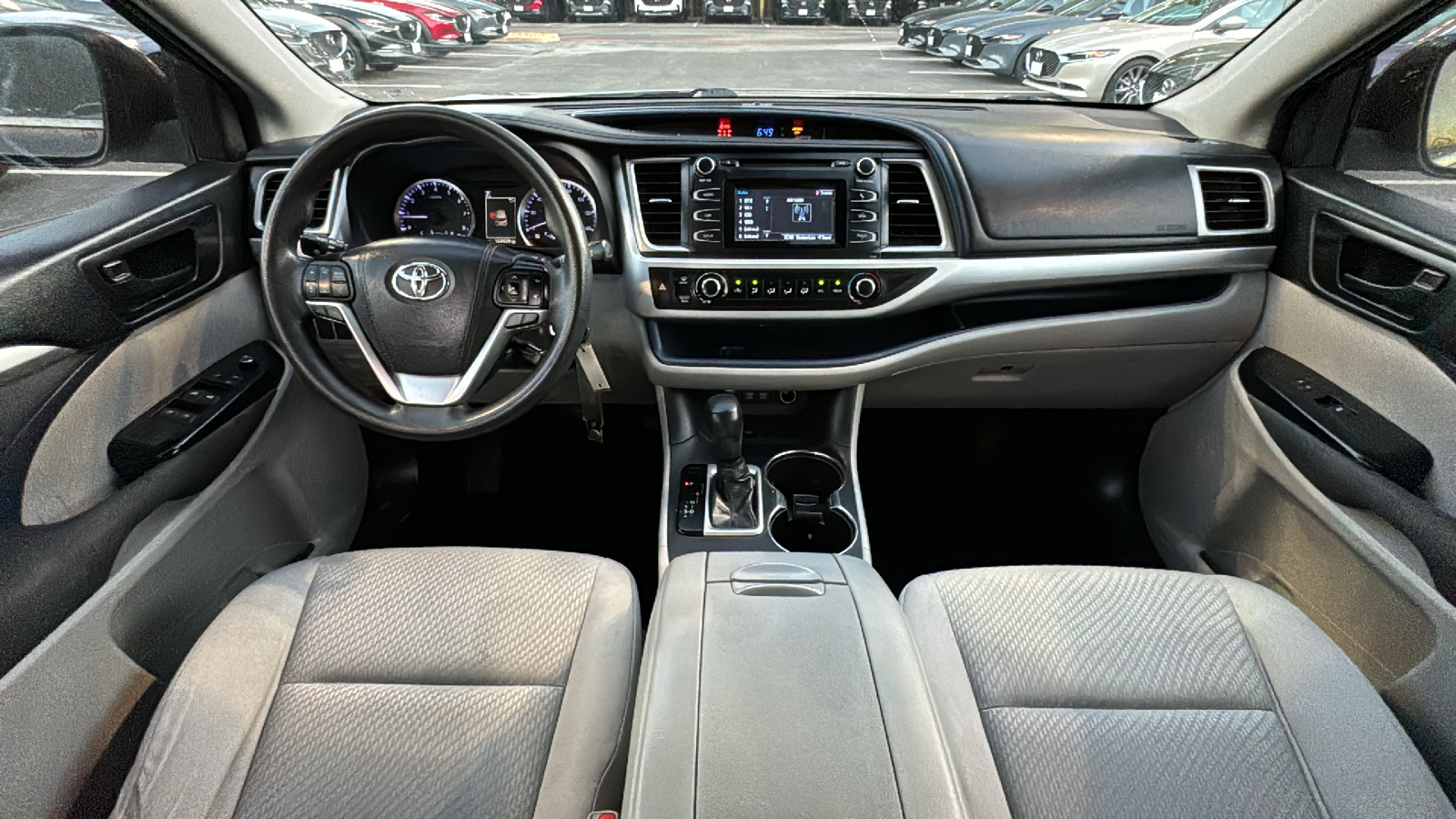 2018 Toyota Highlander LE 20