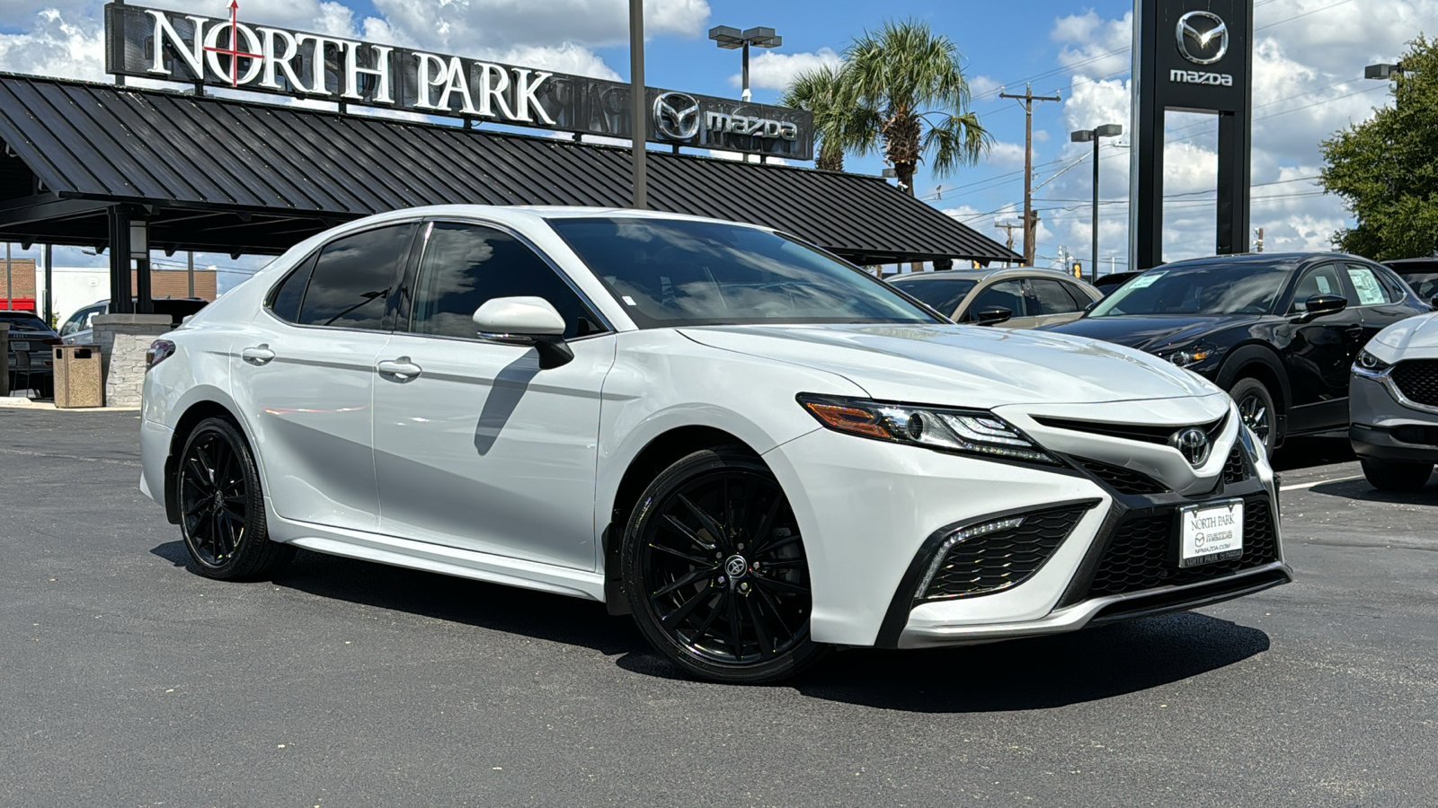 2022 Toyota Camry XSE 2