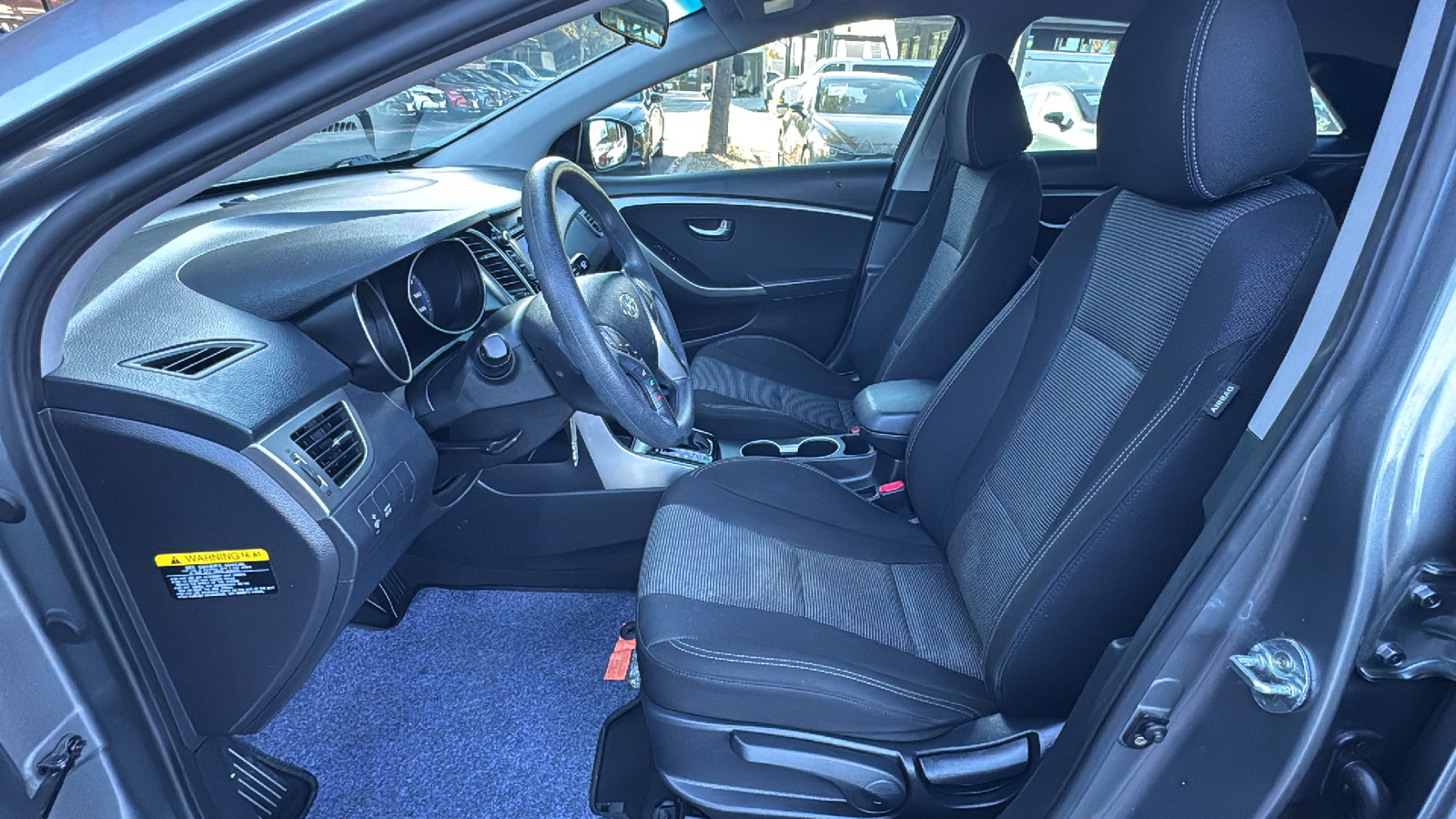 2016 Hyundai Elantra GT Base 13