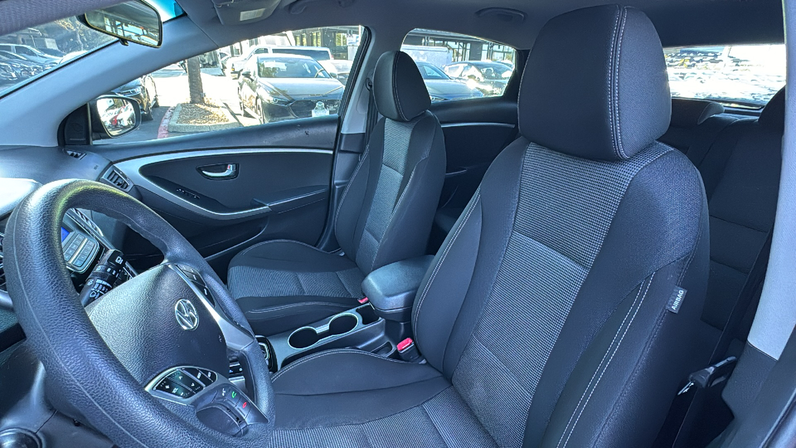 2016 Hyundai Elantra GT Base 14