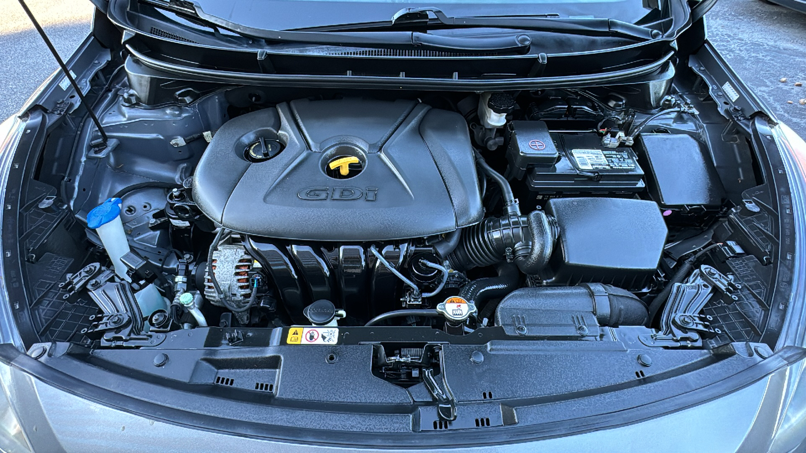 2016 Hyundai Elantra GT Base 37