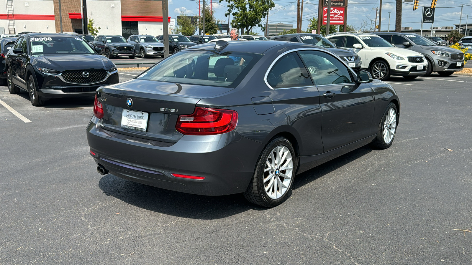 2016 BMW 2 Series 228i xDrive 8