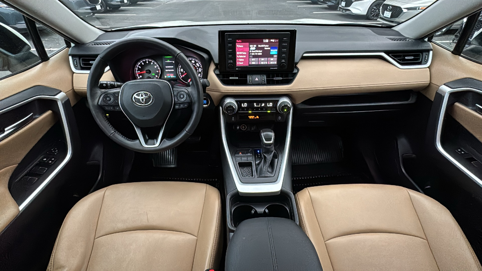 2021 Toyota RAV4 XLE Premium 19