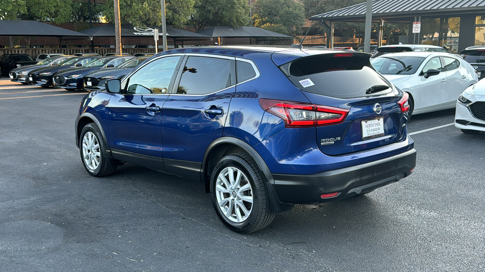 2020 Nissan Rogue Sport S 6