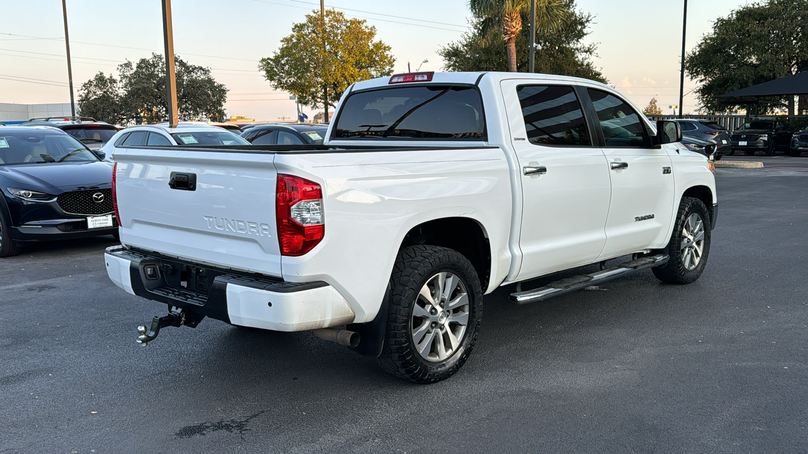 2017 Toyota Tundra Limited 9