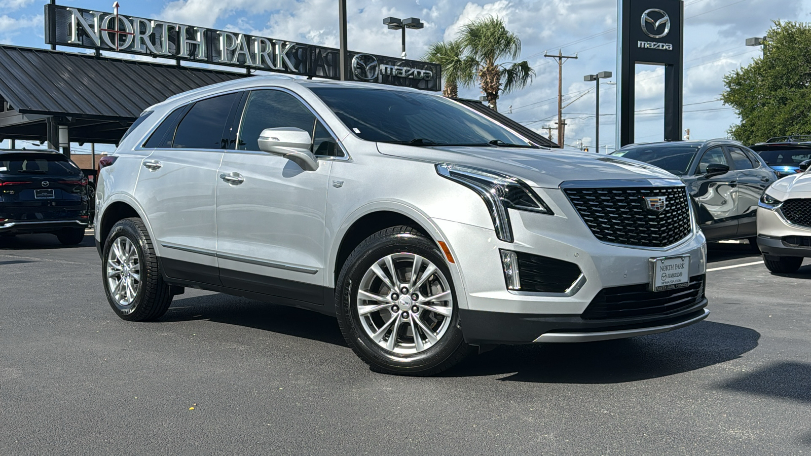 2020 Cadillac XT5 Premium Luxury 2