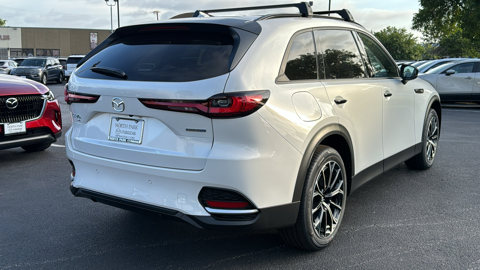 2025 Mazda CX-70 PHEV Premium Plus 8