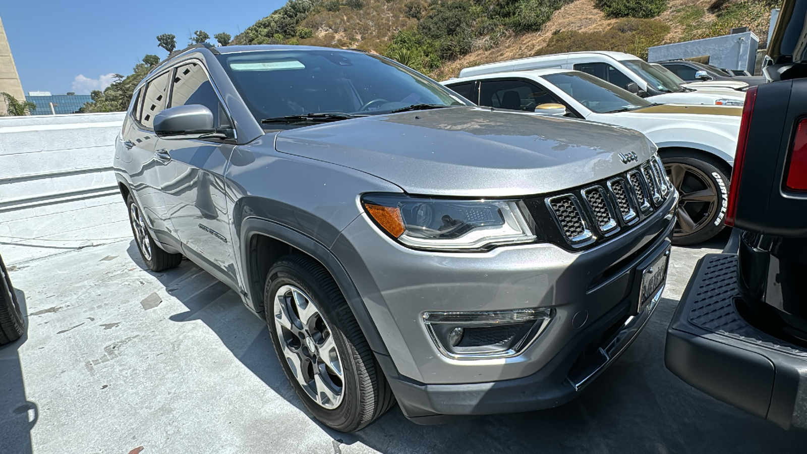 2018 Jeep Compass  11