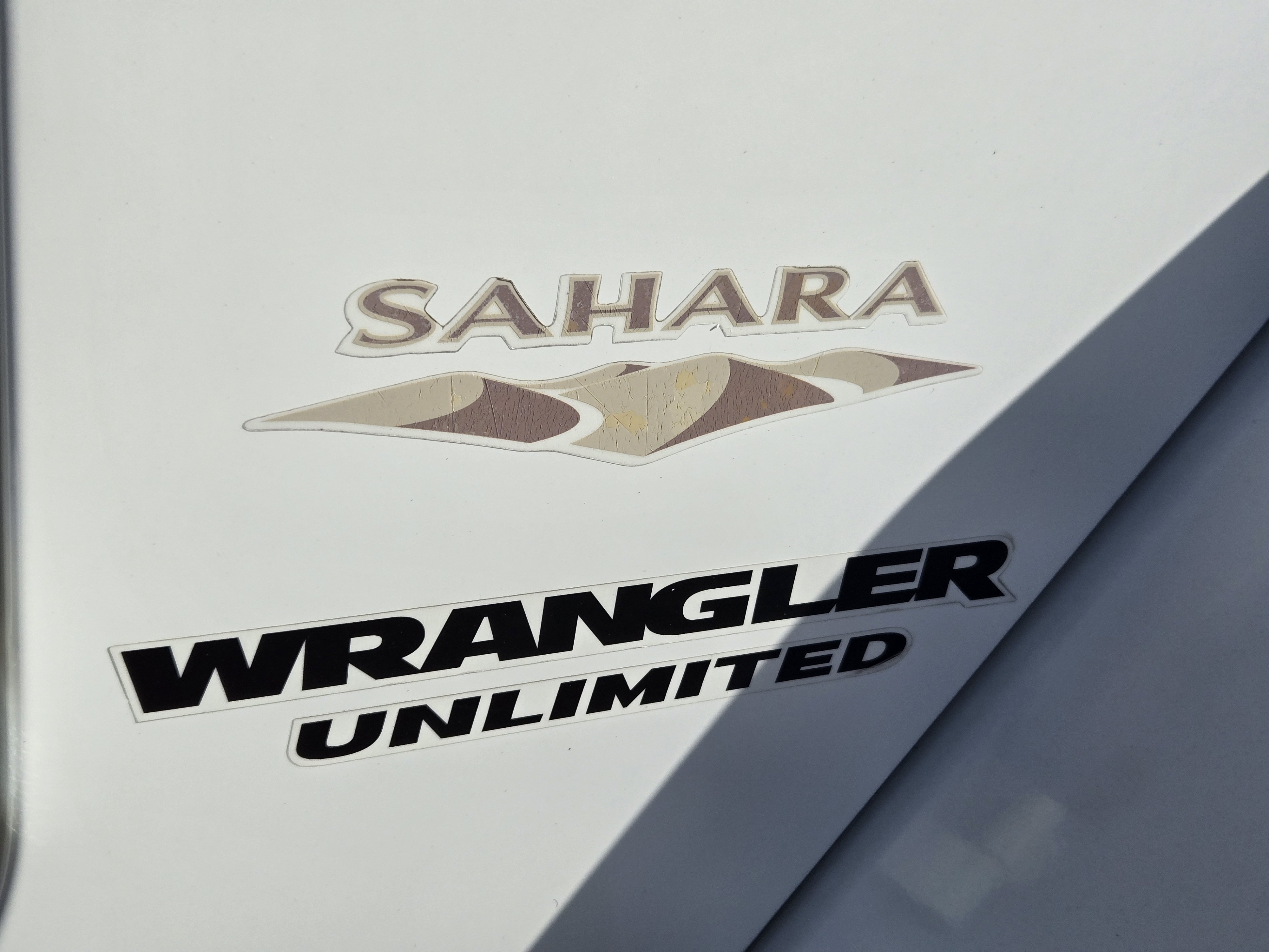 2012 Jeep Wrangler Unlimited Sahara 8