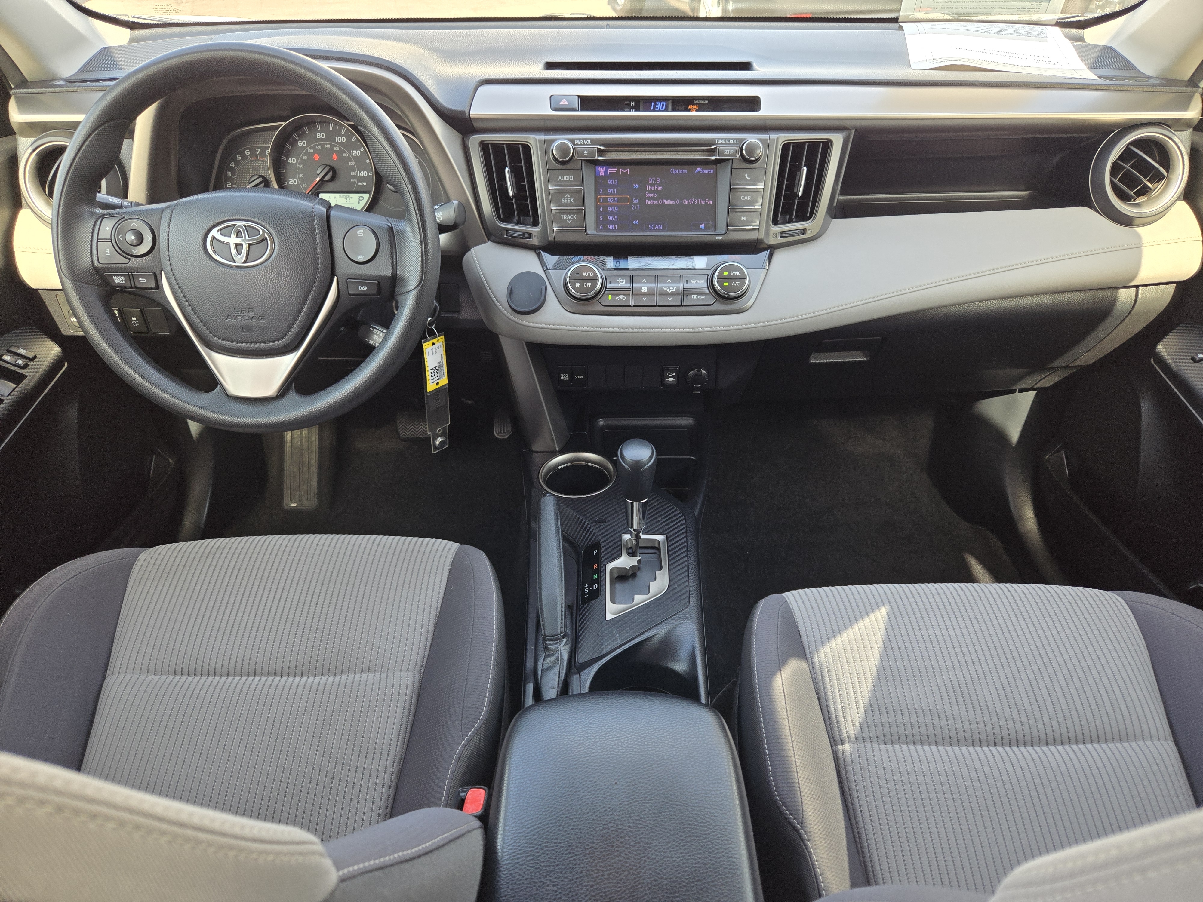 2013 Toyota RAV4 XLE 19